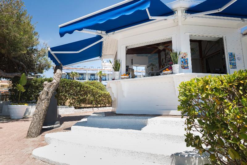 Ticho'S Greenblu Hotel Castellaneta Marina Exterior photo